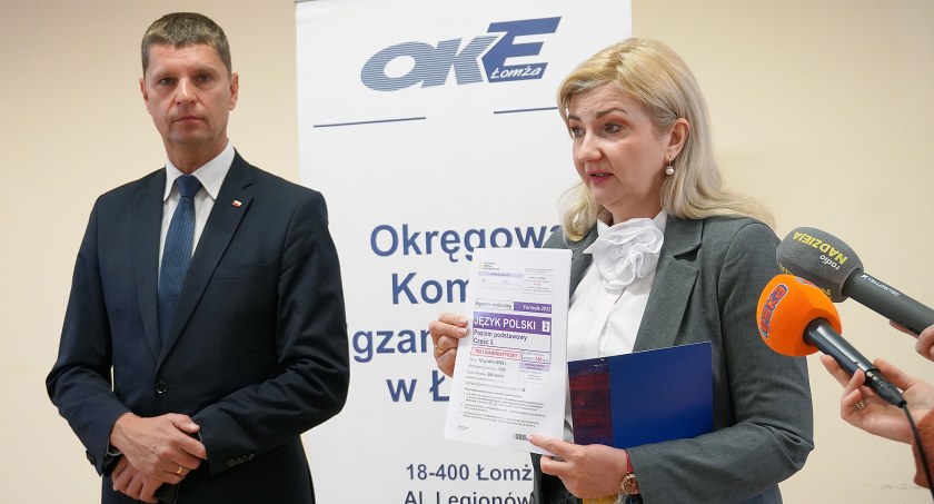 Matura w formule 2023. Ruszają próbne egzaminy [VIDEO]
