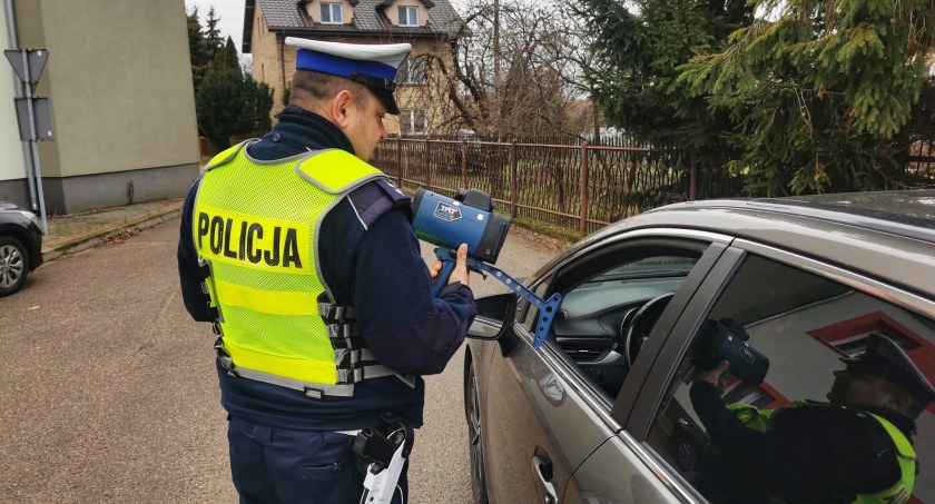 Kierowcy jeżdżą za szybko