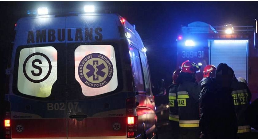 Nocny wypadek. 3 osoby trafiły do szpitala