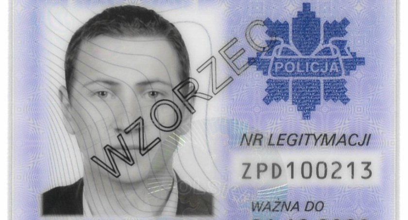 Policja ma nowe legitymacje