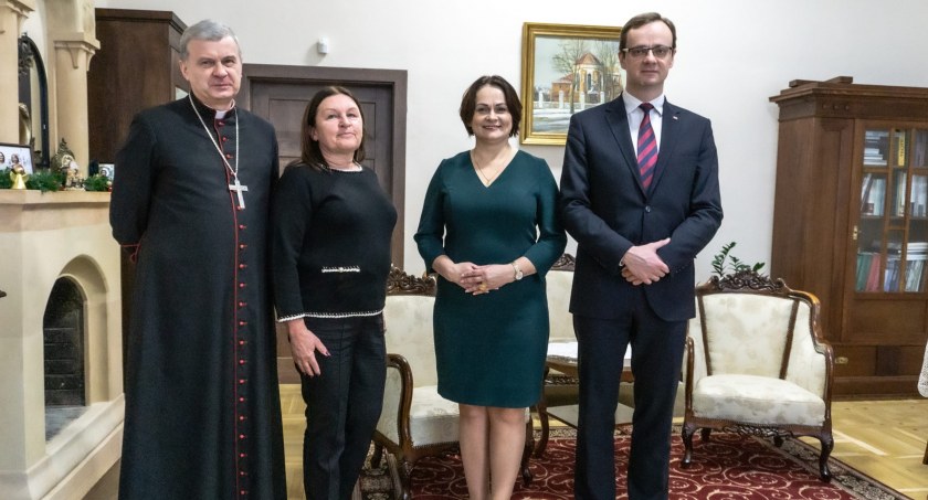 Medal za długoletnią służbę dla Ireny Iwaniuk. Za ochronę zabytków [FOTO]