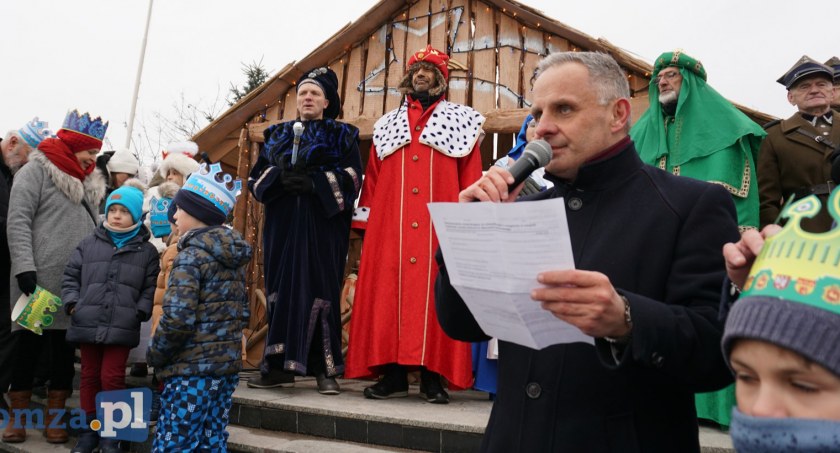 Łomża. Barwne orszaki Trzech Króli przeszły ulicami miasta [VIDEO i FOTO]