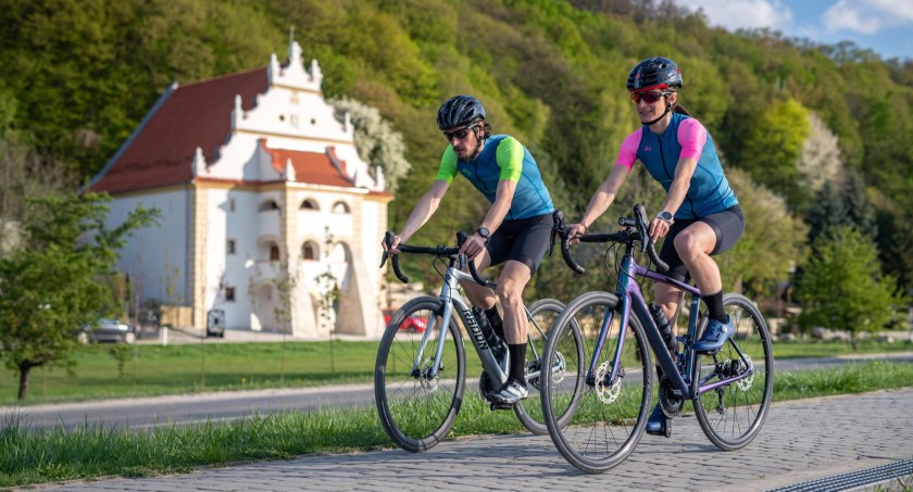 Ubrania na rower — jak wybrać?
