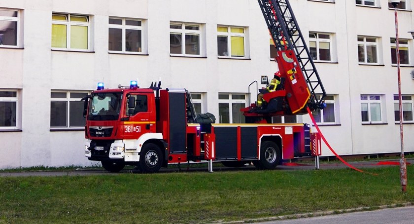 Łomża. Strażacy nie mogą korzystać z 40-metrowej drabiny