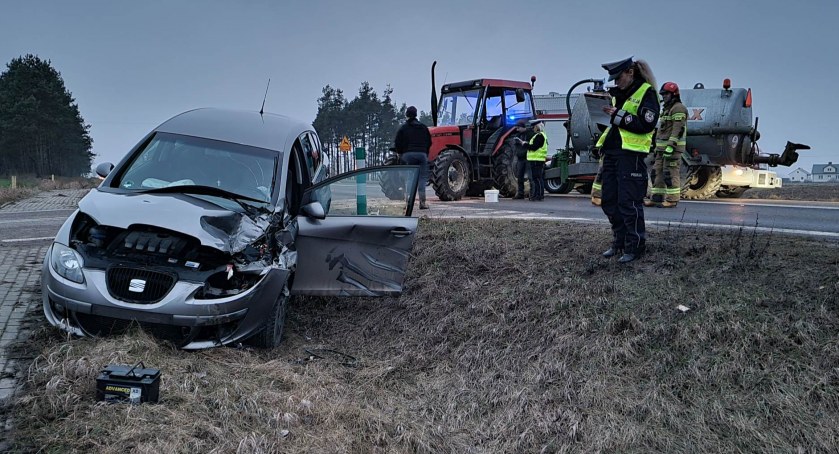 Wypadek na trasie Rajgród - Grajewo. Jedna osoba w szpitalu