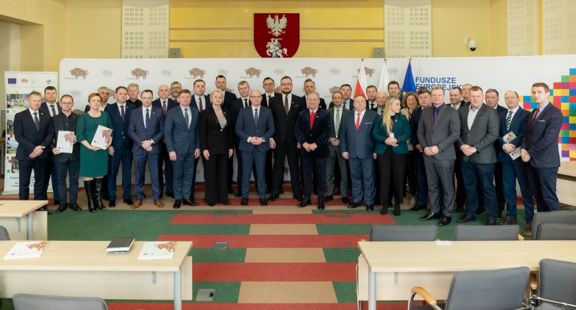 Gminy Przytuły i Śniadowo zainwestują w gospodarkę wodno-ściekową