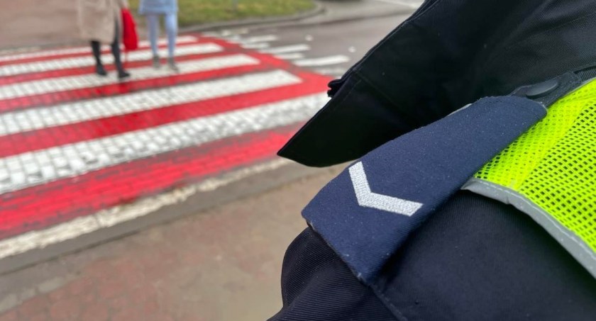 Policjanci zwracają dziś szczególną uwagę na bezpieczeństwo pieszych