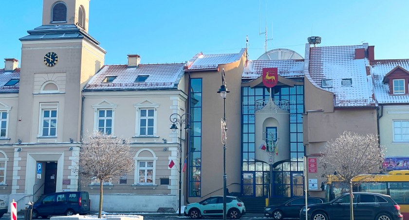 Łomża. Prezydenccy radni chcą bronić dobrego imienia Jana Pawła II. „Jesteśmy do tego zobowiązani”