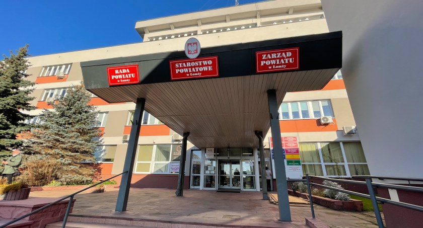 Oświadczenie starosty Szabłowskiego dot. Powiatowego Urzędu Pracy w Łomży 