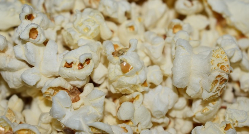 Ostrzeżenie publiczne dotyczące żywności. Aflatoksyny w popcornie
