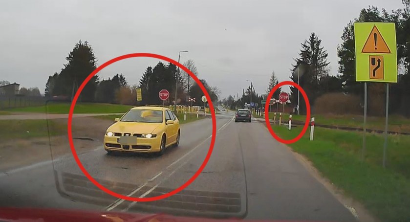 A przez przejazd kolejowy jadę tak! [WIDEOREJESTRATOR]