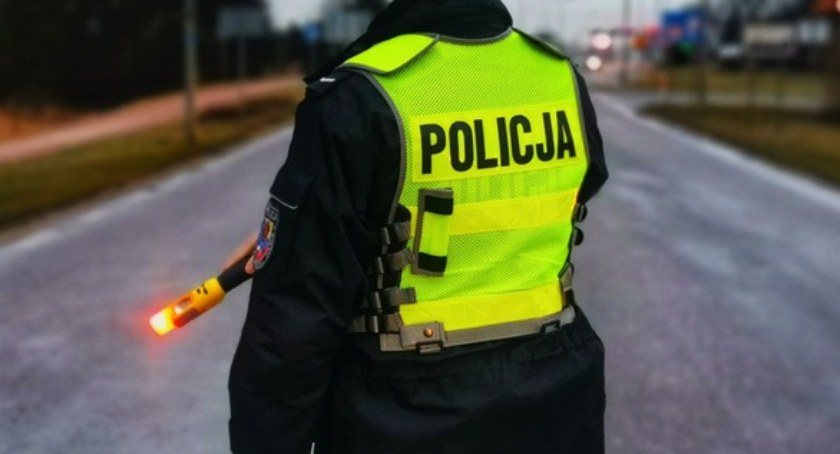 22-latek nie przejął się dwoma zakazami. Znów wsiadł za kierownicę