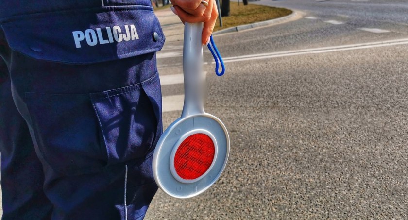 Złamał zakaz i wsiadł za kierownicę. Mieszkańcowi powiatu łomżyńskiego grozi więzienie