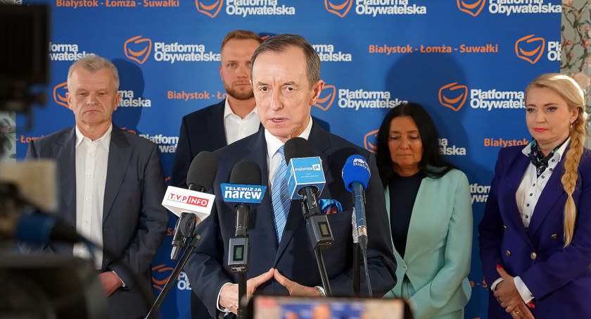 [LIVE] Łomża. Konferencja prasowa Platformy Obywatelskiej z udziałem marszałka Senatu