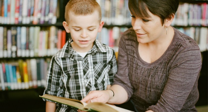Oligofrenopedagogika – studia podyplomowe. Dla kogo są dobrym wyborem i co można po nich robić?