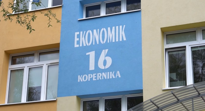 Łomża. Ekonomik zbiera na sztandar