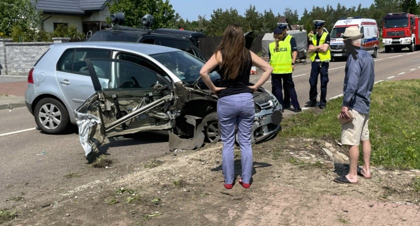 Wypadek w Nowogrodzie. Droga była zablokowana [FOTO] [AKTUALIZACJA]
