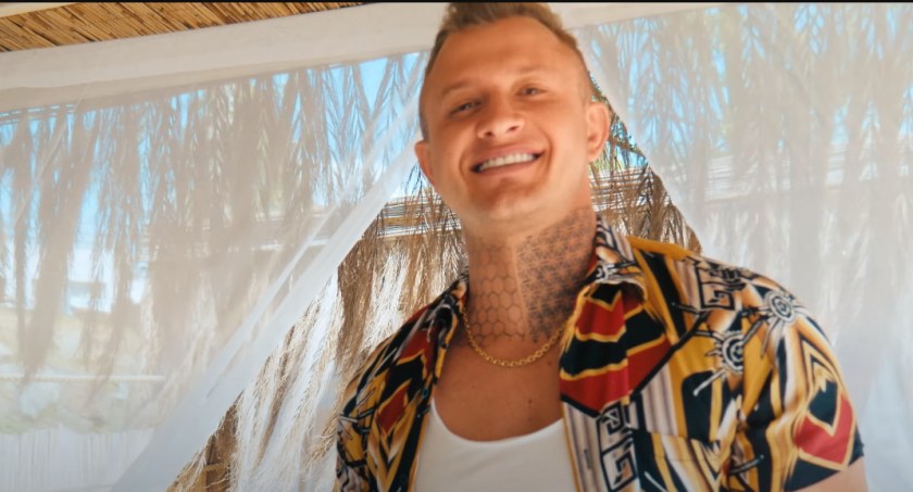 Najnowszy utwór Dawida Narożnego 