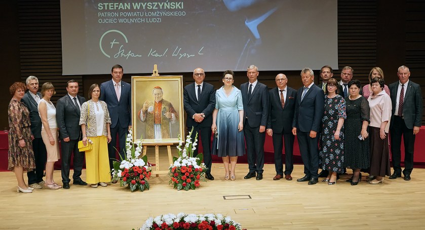 [NA ŻYWO] XXXIX Uroczysta Sesja Rady Powiatu Łomżyńskiego