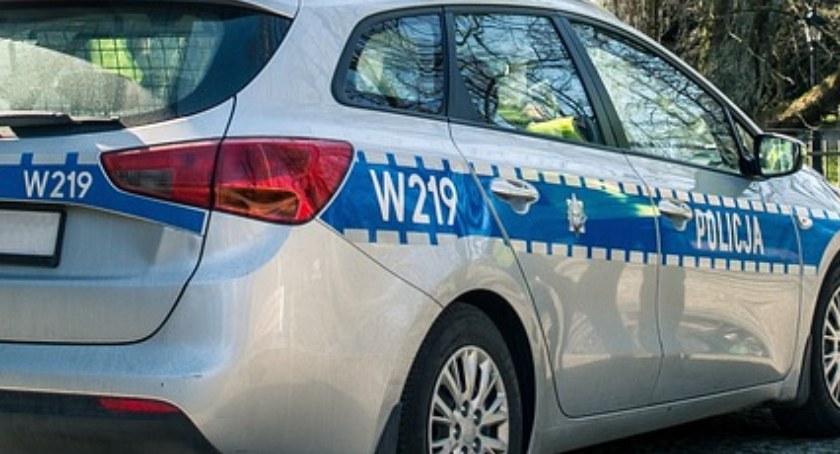 Aleja Piłsudskiego. Pijany kierowca podawał się za kolegę