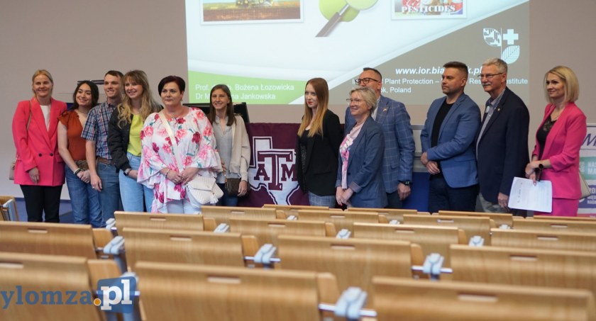 Studenci z Teksasu w MANS. Będą oglądać polskie gospodarstwa [VIDEO i FOTO]