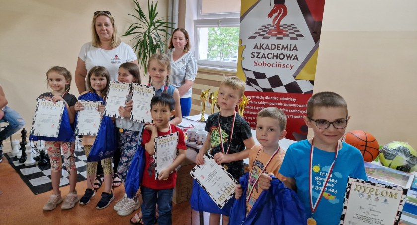 Turniej Szachowy z okazji Dnia Dziecka [FOTO]