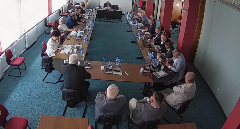 Prezydent Łomży z absolutorium i wotum zaufania