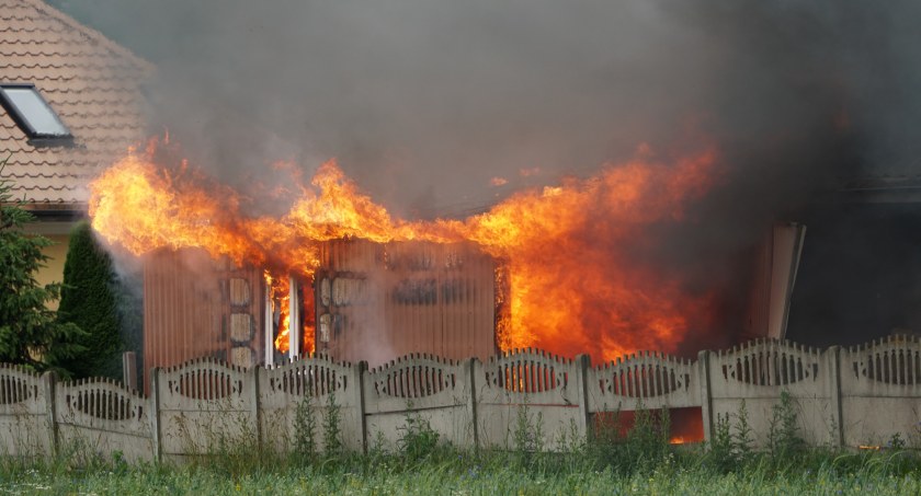 Jedwabne. Duży pożar stolarni [VIDEO i FOTO]