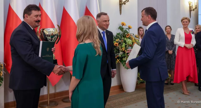 Prezydent RP nagrodził laureatów z powiatu łomżyńskiego w konkursie AgroLiga [FOTO]