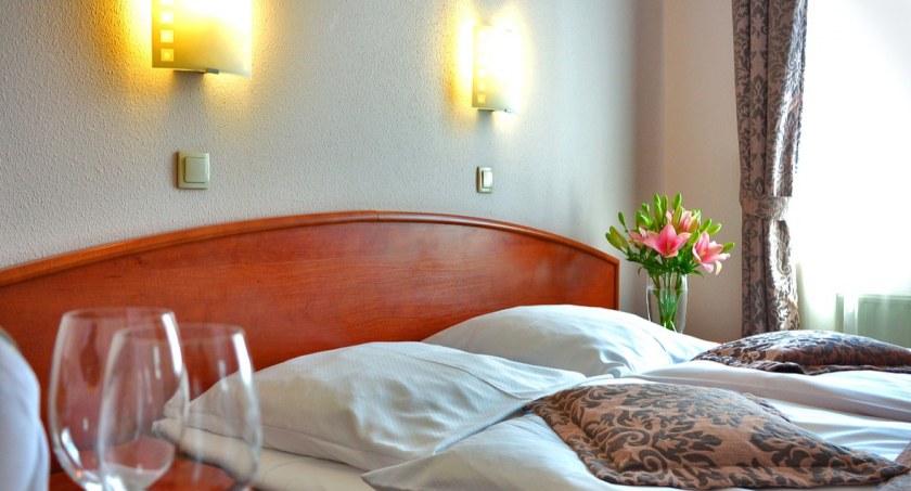 Znaleziono ciało mężczyzny w pokoju hotelowym