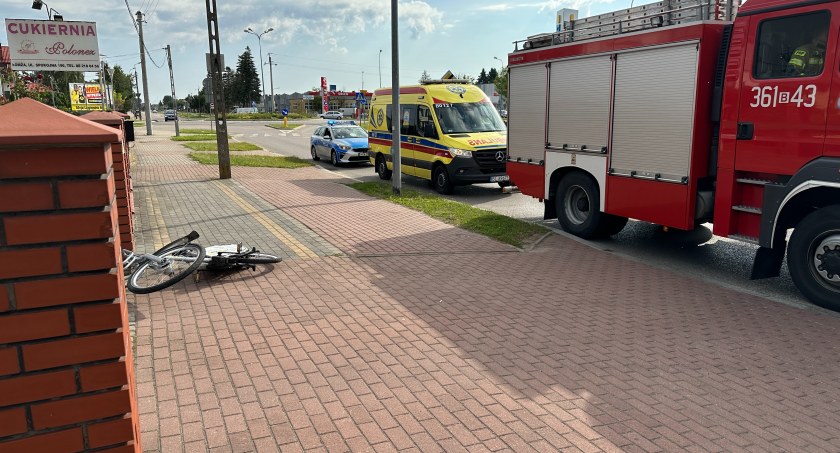 Potrącenie 16-letniej rowerzystki na ulicy Spokojnej [FOTO]