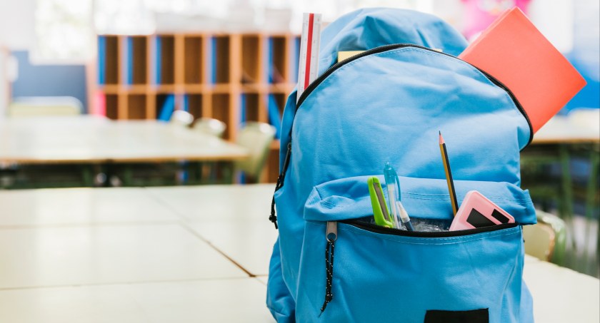 ZUS: Rodzice złożyli już 885 tys. wnioski o wyprawkę szkolną