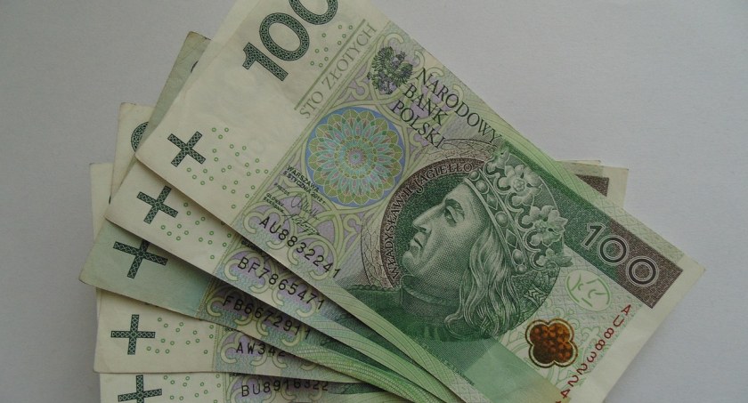 ZUS: W Podlaskiem rodzice złożyli już ponad 134 tys. wniosków o 500+