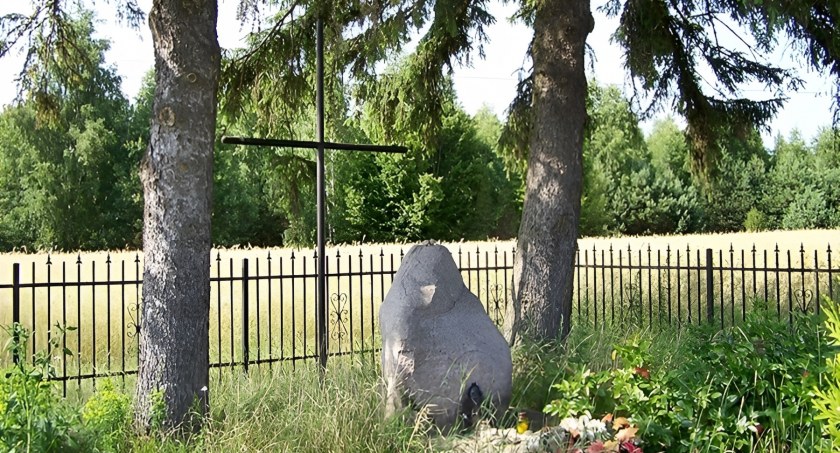 Mija 80 lat od mordu pod wsią Sławiec w gminie Nowogród