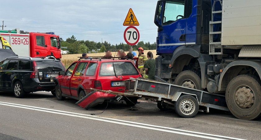 Wypadek z udziałem dwóch aut i tira na tasie Stary Cydzyn - Budy Czarnockie [FOTO]
