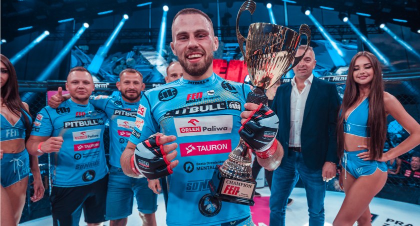 Hubert Sulewski wygrywa na gali Fight Exclusive Night 49 w Mrągowie [VIDEO i FOTO]