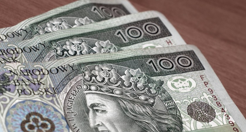 Wnioski o 300 plus do końca listopada 
