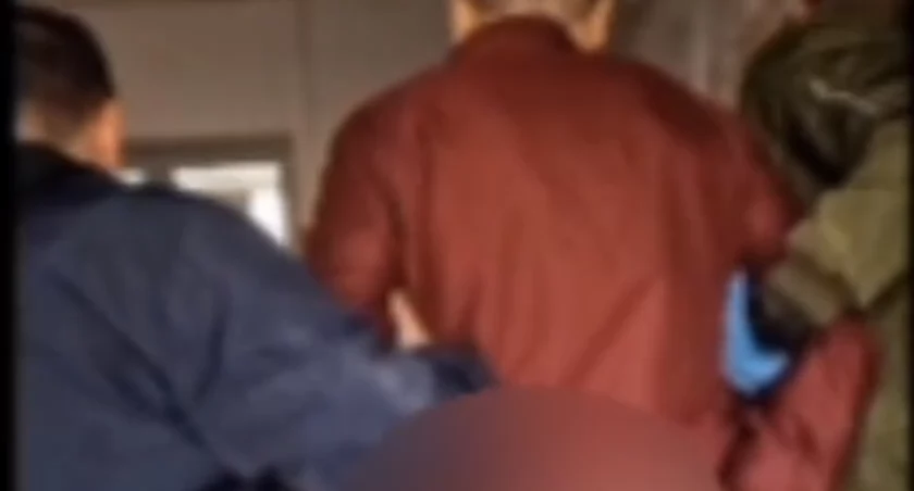 Policyjny pościg i wyrzucony na jezdnię mefedron. Sprawą zajęła się prokuratura [VIDEO]