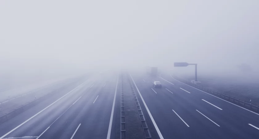 Warunki atmosferyczne nie będą sprzyjać kierowcom. Synoptycy ostrzegają