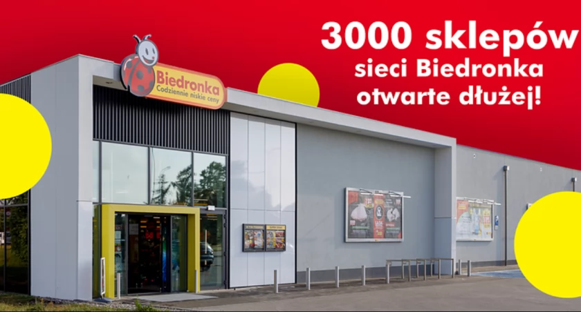 Godziny otwarcia sklepów Biedronka przed Świętem Niepodległości
