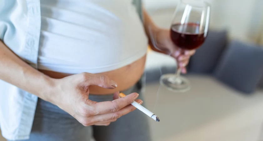 CIĄŻA! Łomżyńskie Stowarzyszenie Zdrowie i Trzeźwość prezentuje kampanię 