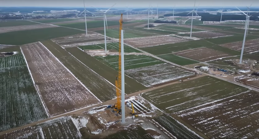 Pod Kolnem uruchomiono dużą farmę wiatrową 