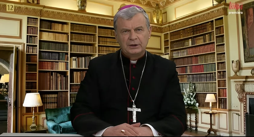 Biskup Tadeusz Bronakowski przeciwko pijackim przyśpiewkom [VIDEO]