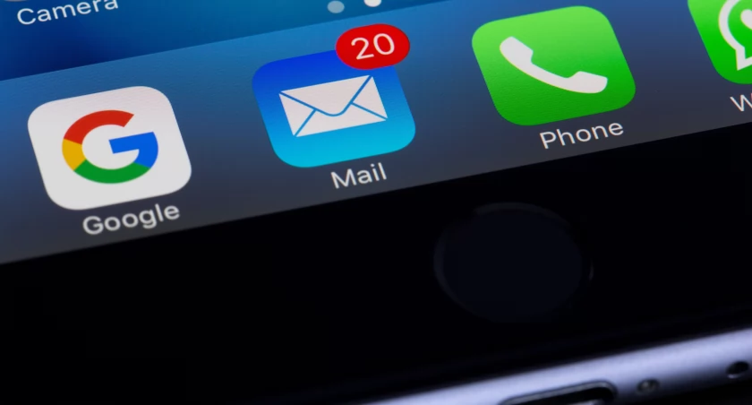 KAS ostrzega przed fałszywymi e-mailami o zwrocie nadpłaconego podatku za 2022 r.