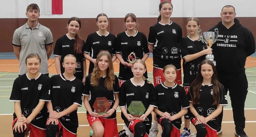 Koszykarki UKS 4 Łomża wygrywają Ogólnopolski Turniej Koszykówki w Żyrardowie [FOTO]