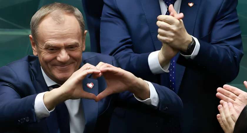 Powrót Tuska: Były premier ponownie na czele rządu