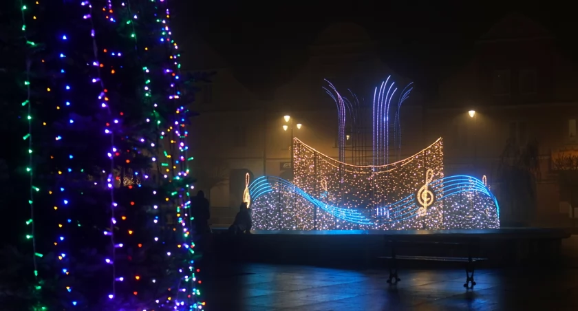 Klimat Bożego Narodzenia widoczny na ulicach Łomży [FOTO]