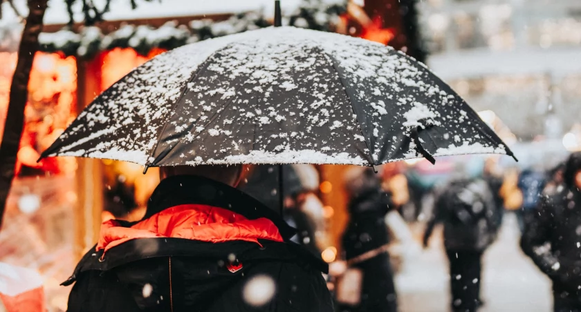 Weekend z dodatnią temperaturą i przelotnymi opadami 