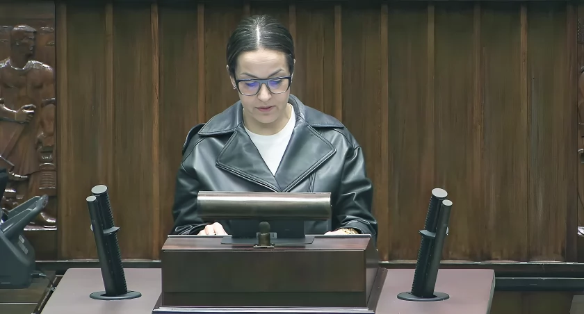 Posłanka Alicja Łepkowska-Gołaś pierwszy raz z mównicy sejmowej. O czym mówiła? [VIDEO]