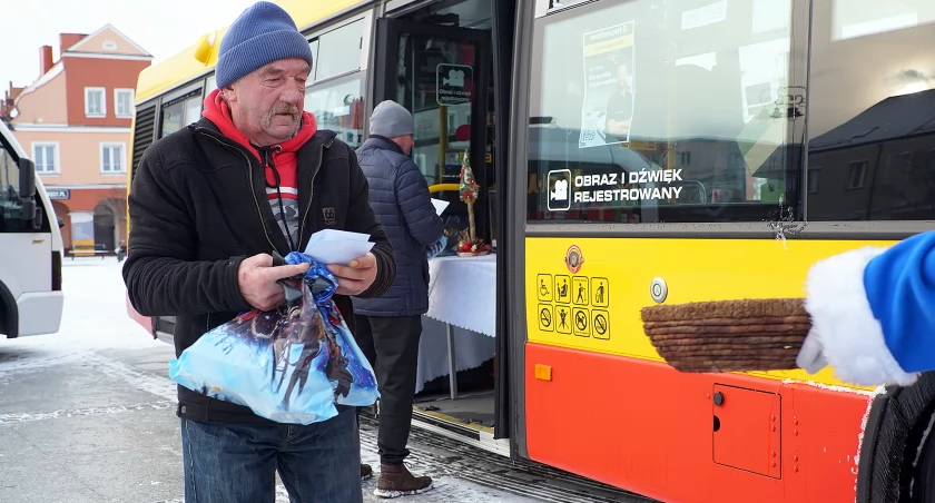 700 porcji wigilijnego ciepła dla potrzebujących [VIDEO i FOTO]